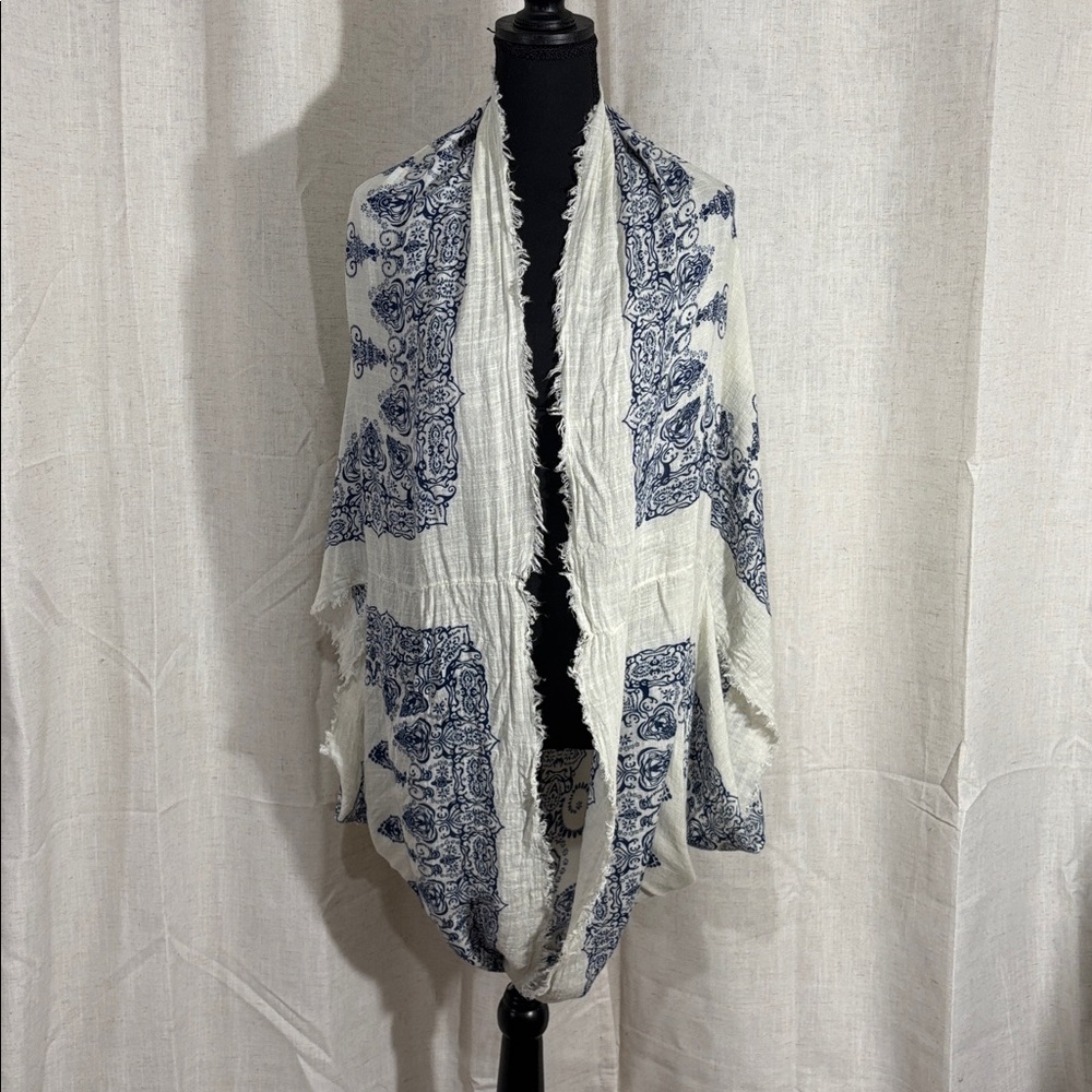White & Navy Scarf Kimono